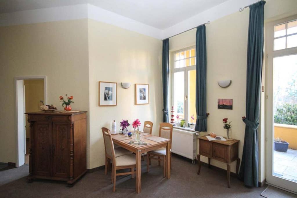 Kuehlungsborn Ferienwohnung Sonnenresidenz Ngoại thất bức ảnh