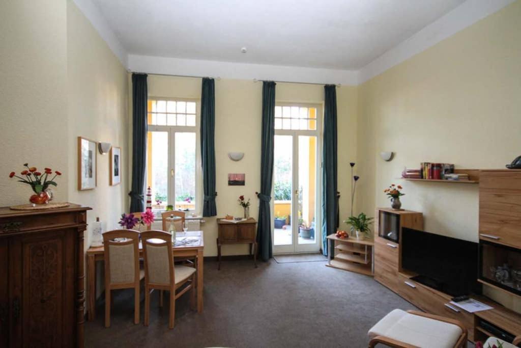 Kuehlungsborn Ferienwohnung Sonnenresidenz Ngoại thất bức ảnh